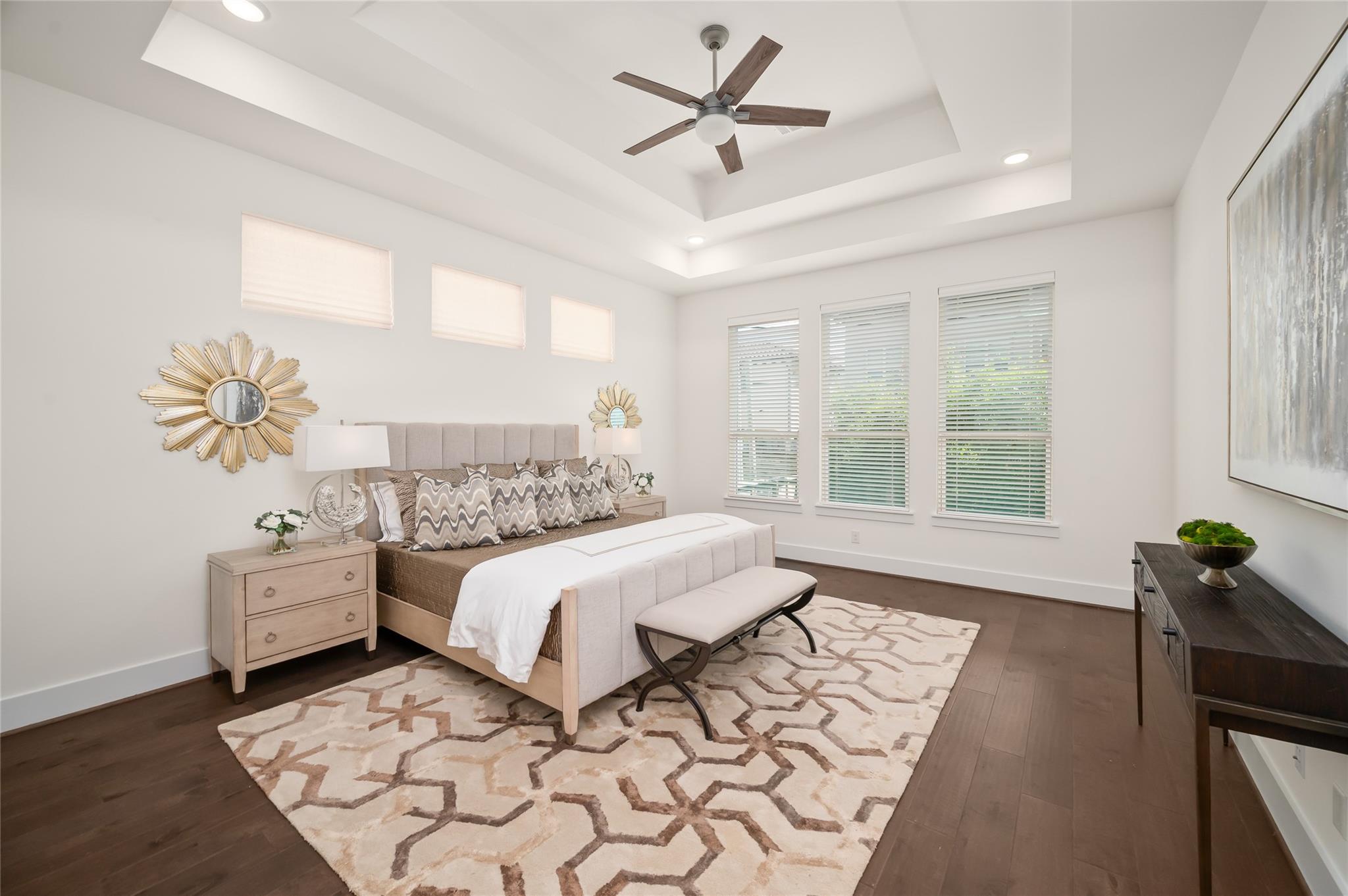 2215 Macarthur Street