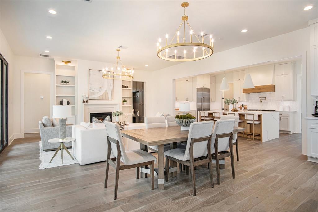 225 E 24th Street