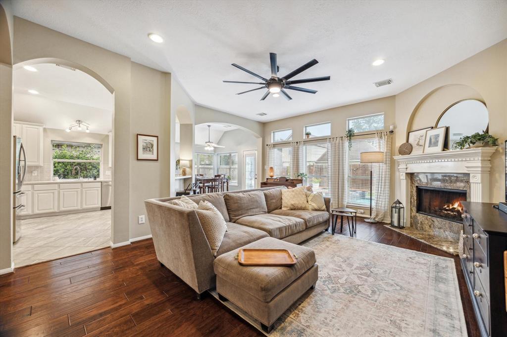 3611 Temple Drive