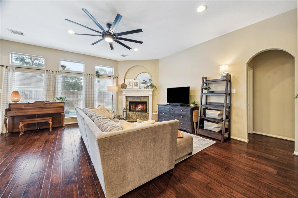 3611 Temple Drive