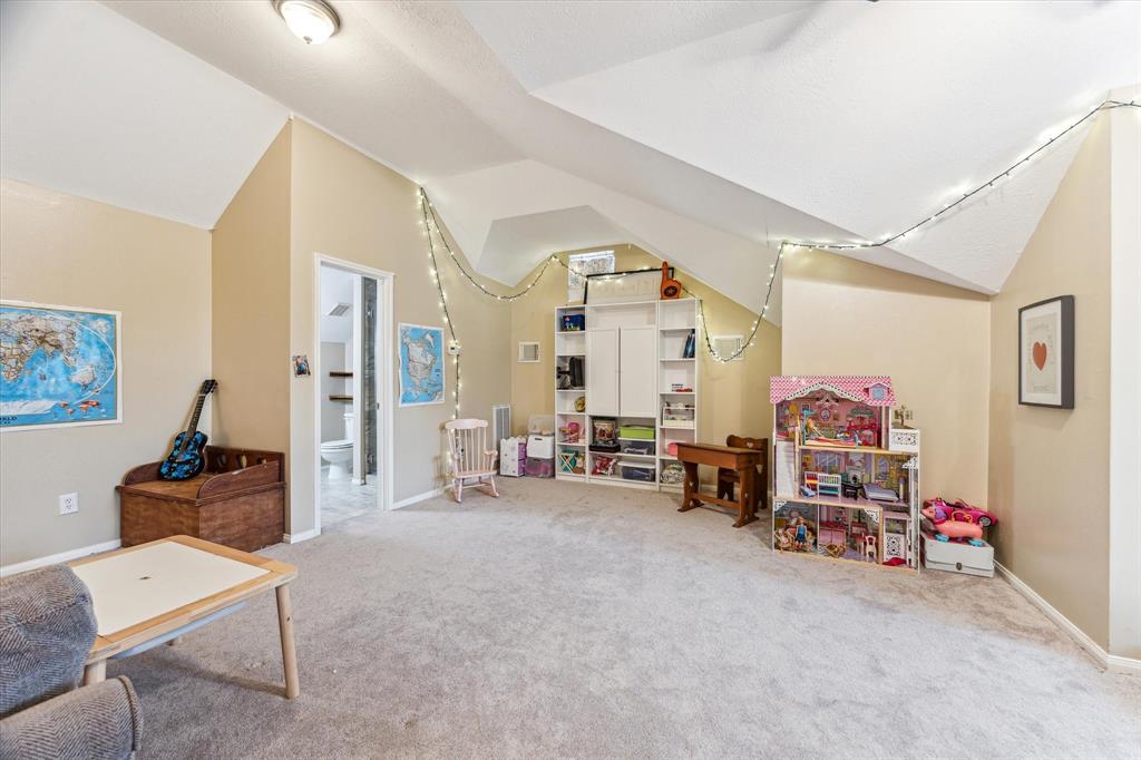 3611 Temple Drive