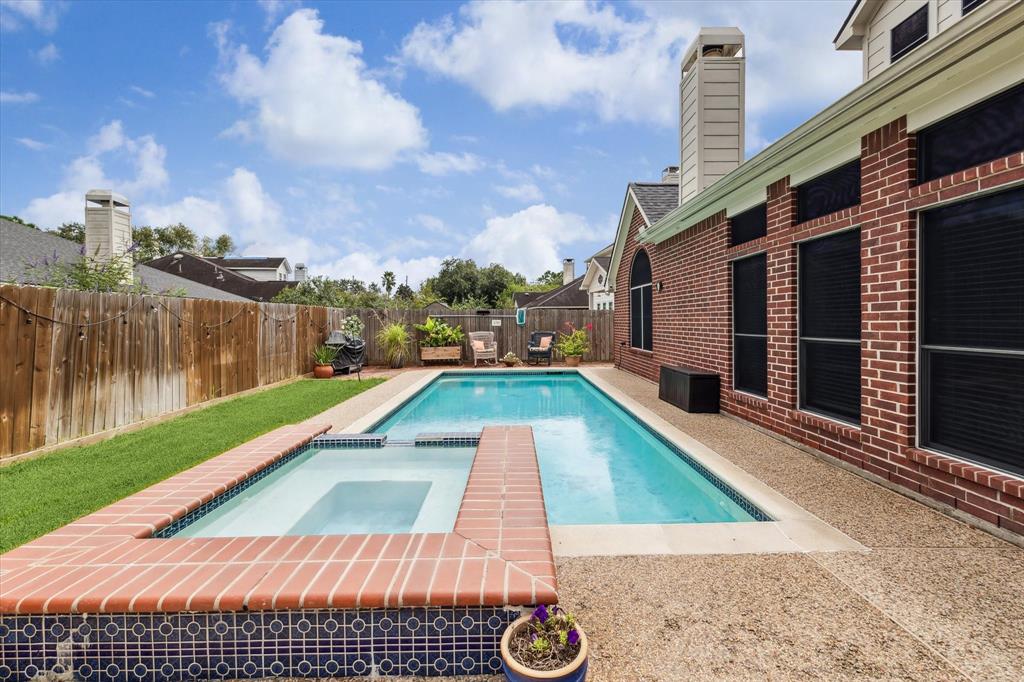 3611 Temple Drive