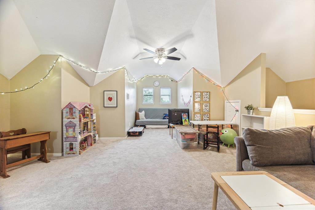 3611 Temple Drive
