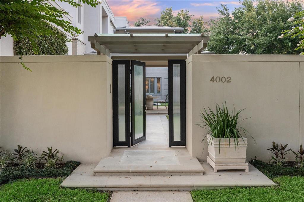 4002 Overbrook Lane