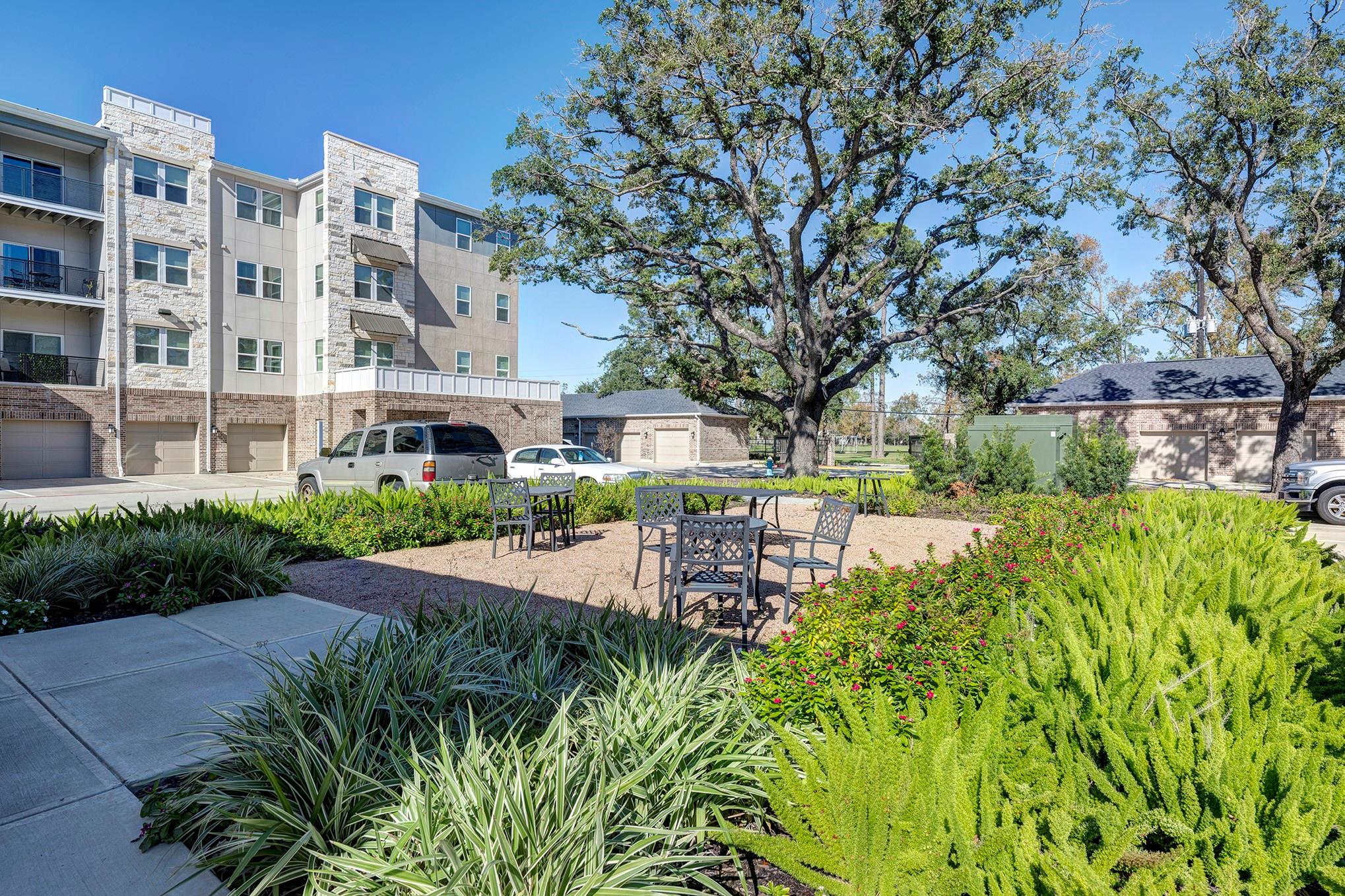 6804 Westview Drive # 2206