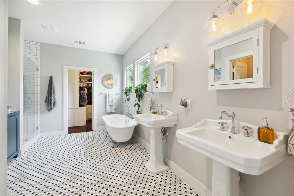 2214 Hialeah Drive