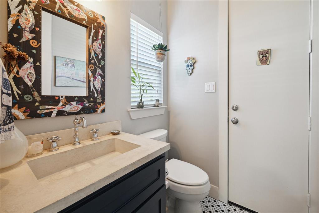 2214 Hialeah Drive