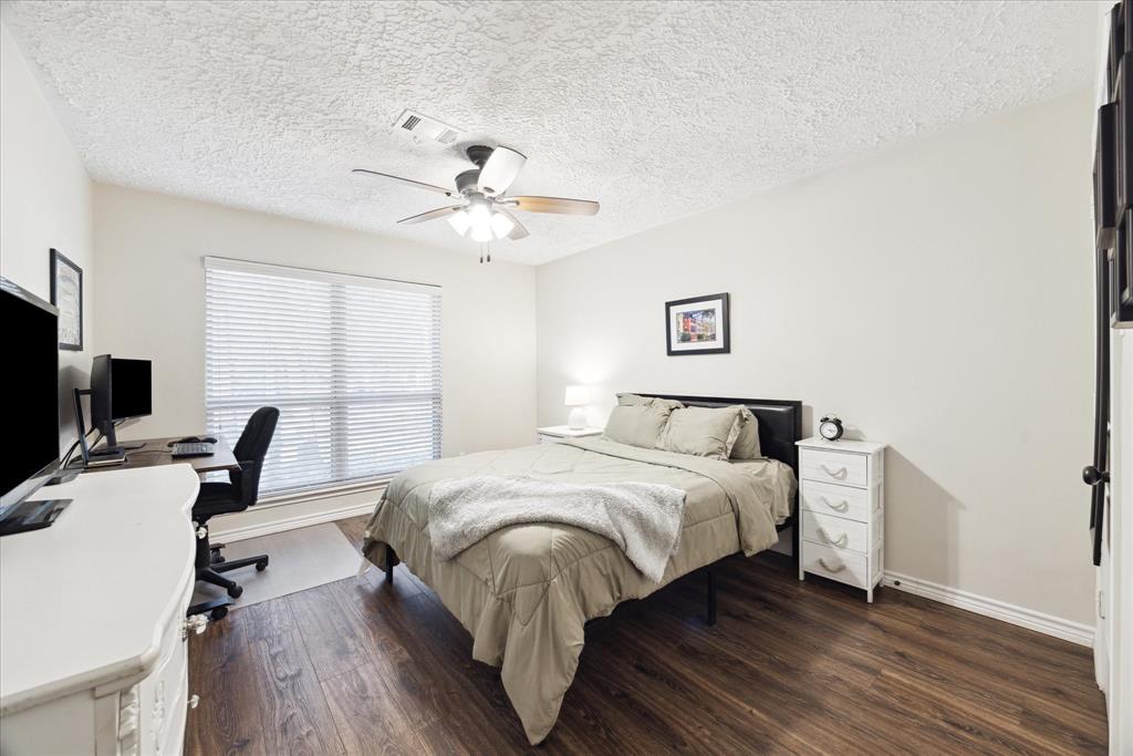 11820 S Red Cedar Circle