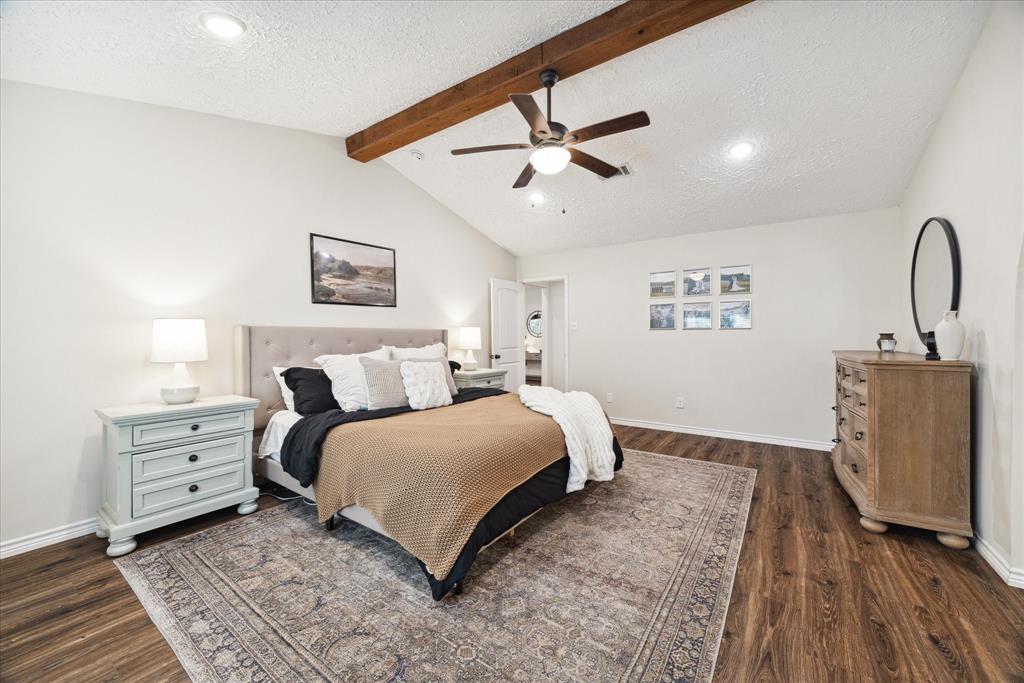 11820 S Red Cedar Circle