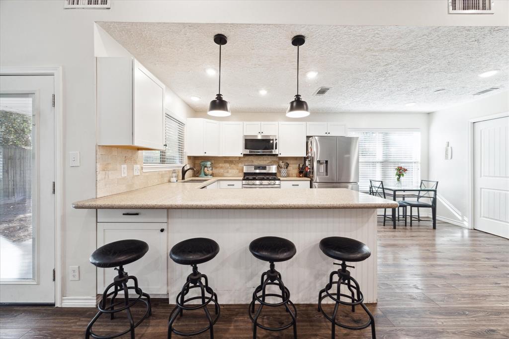 11820 S Red Cedar Circle