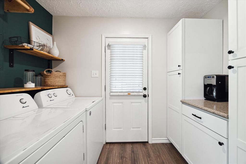 11820 S Red Cedar Circle