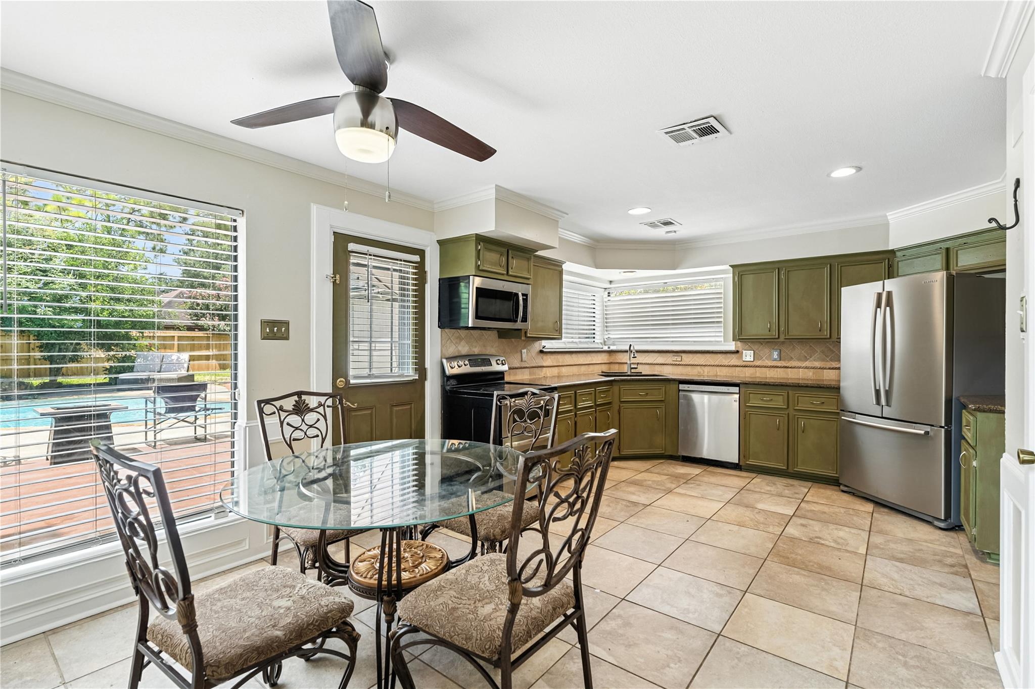 3115 Oak Leaf Court