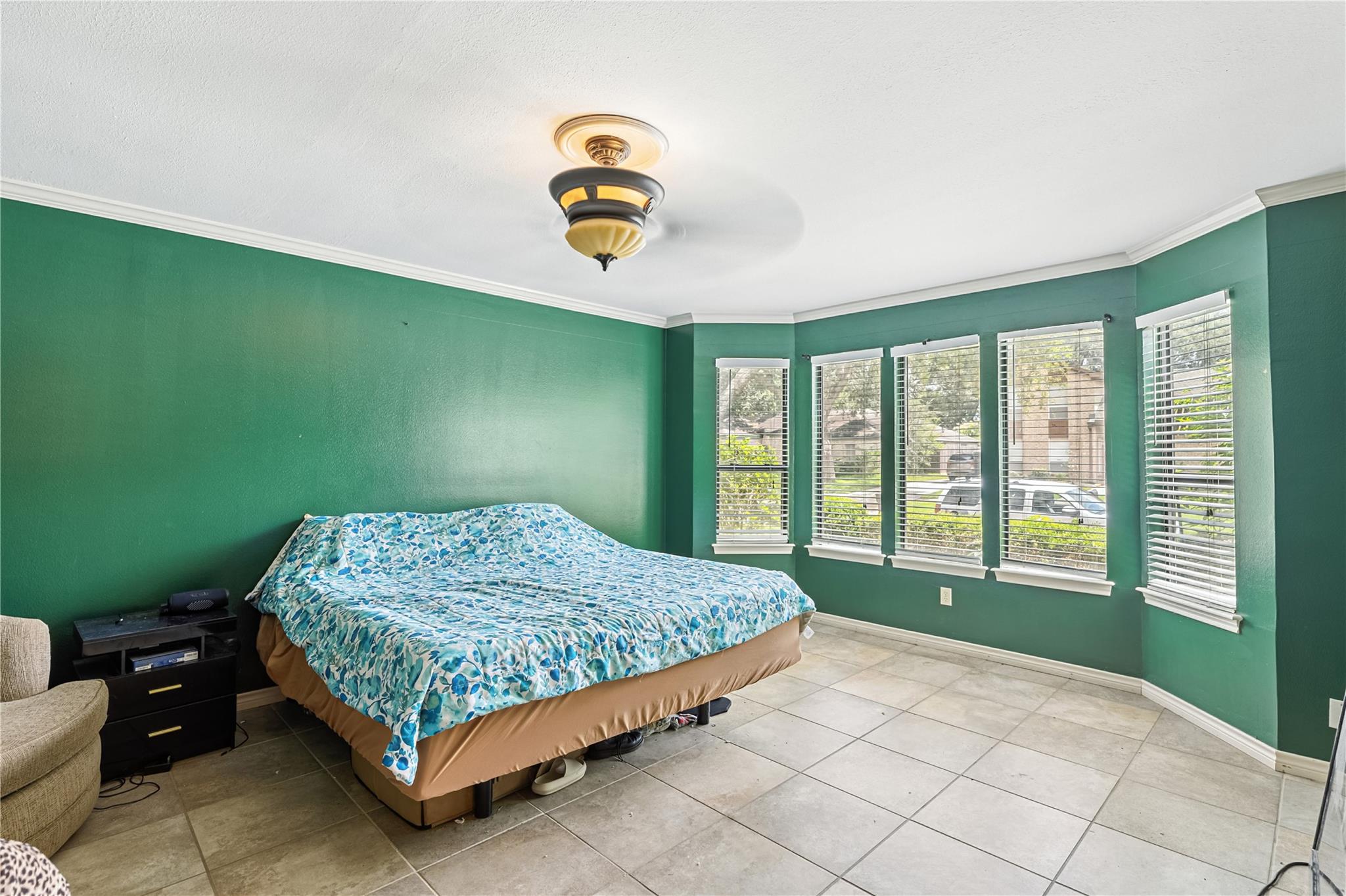 3115 Oak Leaf Court