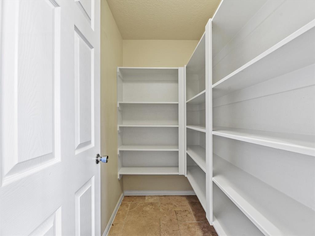 16619 Shimmering Lake Drive