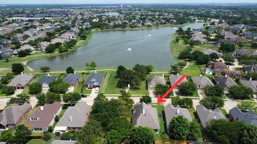 16619 Shimmering Lake Drive