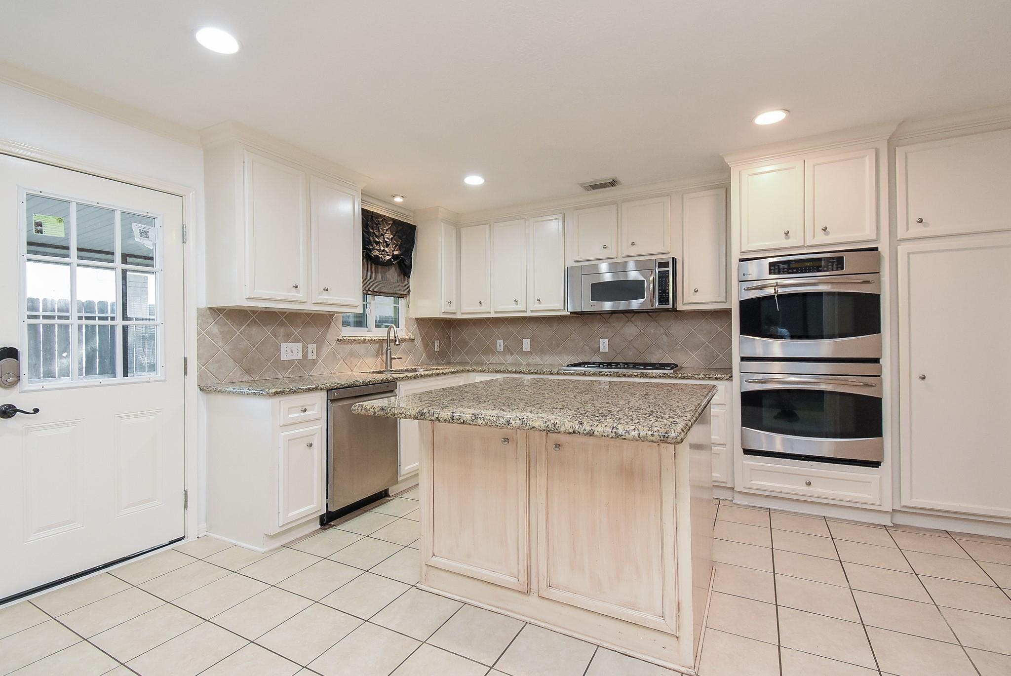 16915 Blue Mist Circle