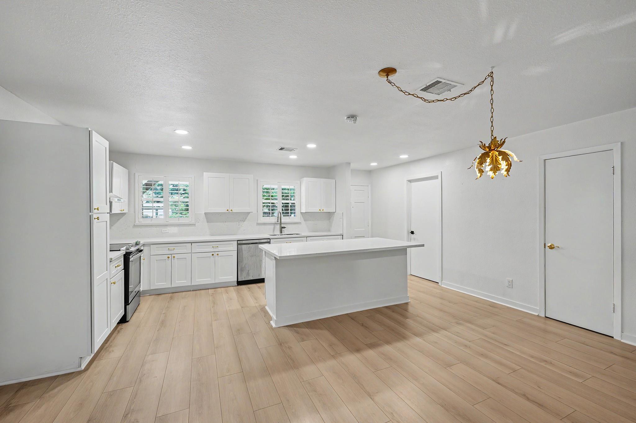 7007 Sharpview Drive