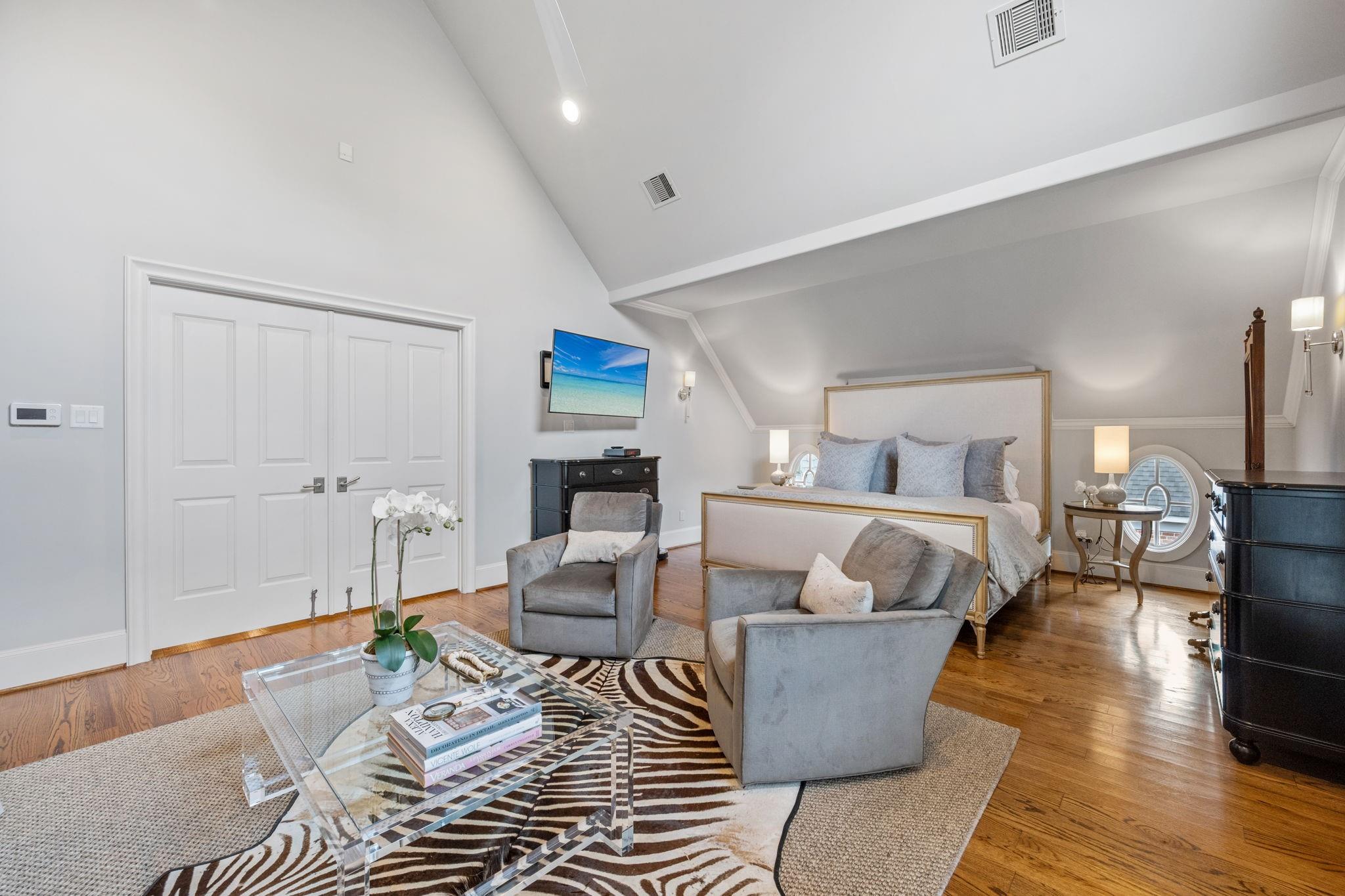 4020 Sul Ross Street