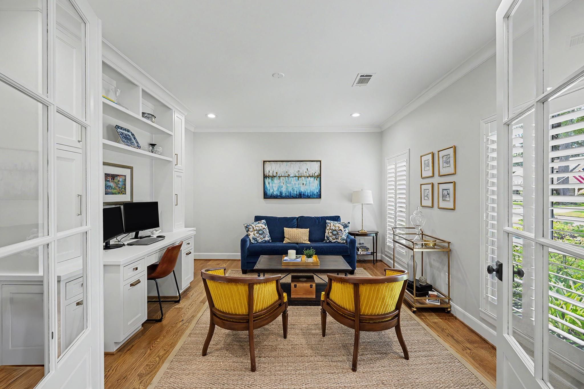 13907 Woodthorpe Lane