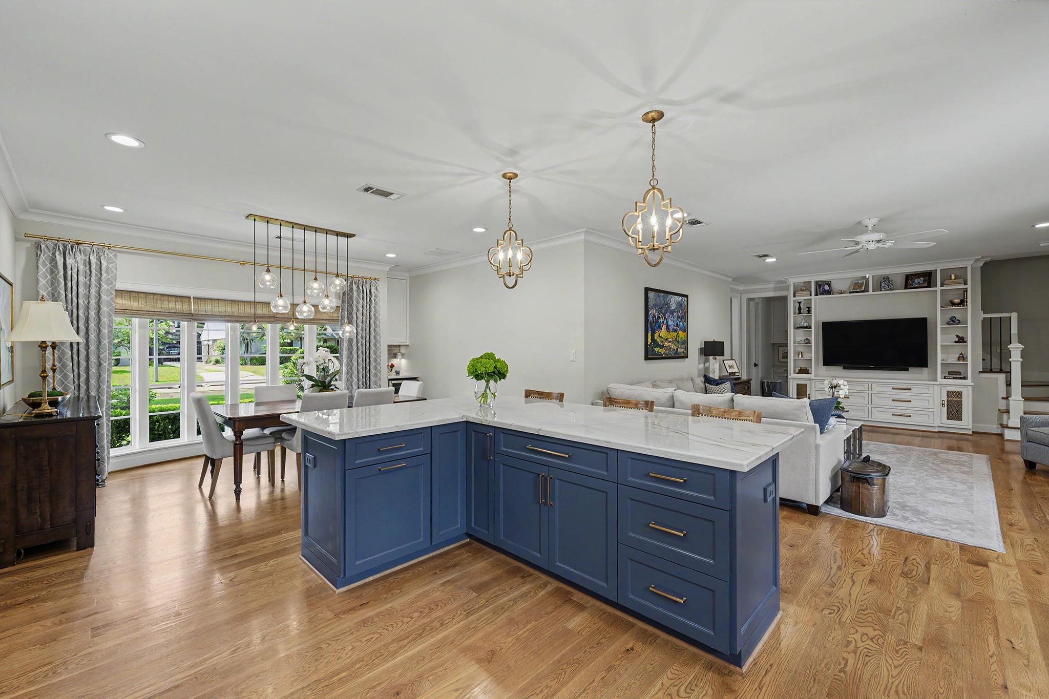13907 Woodthorpe Lane
