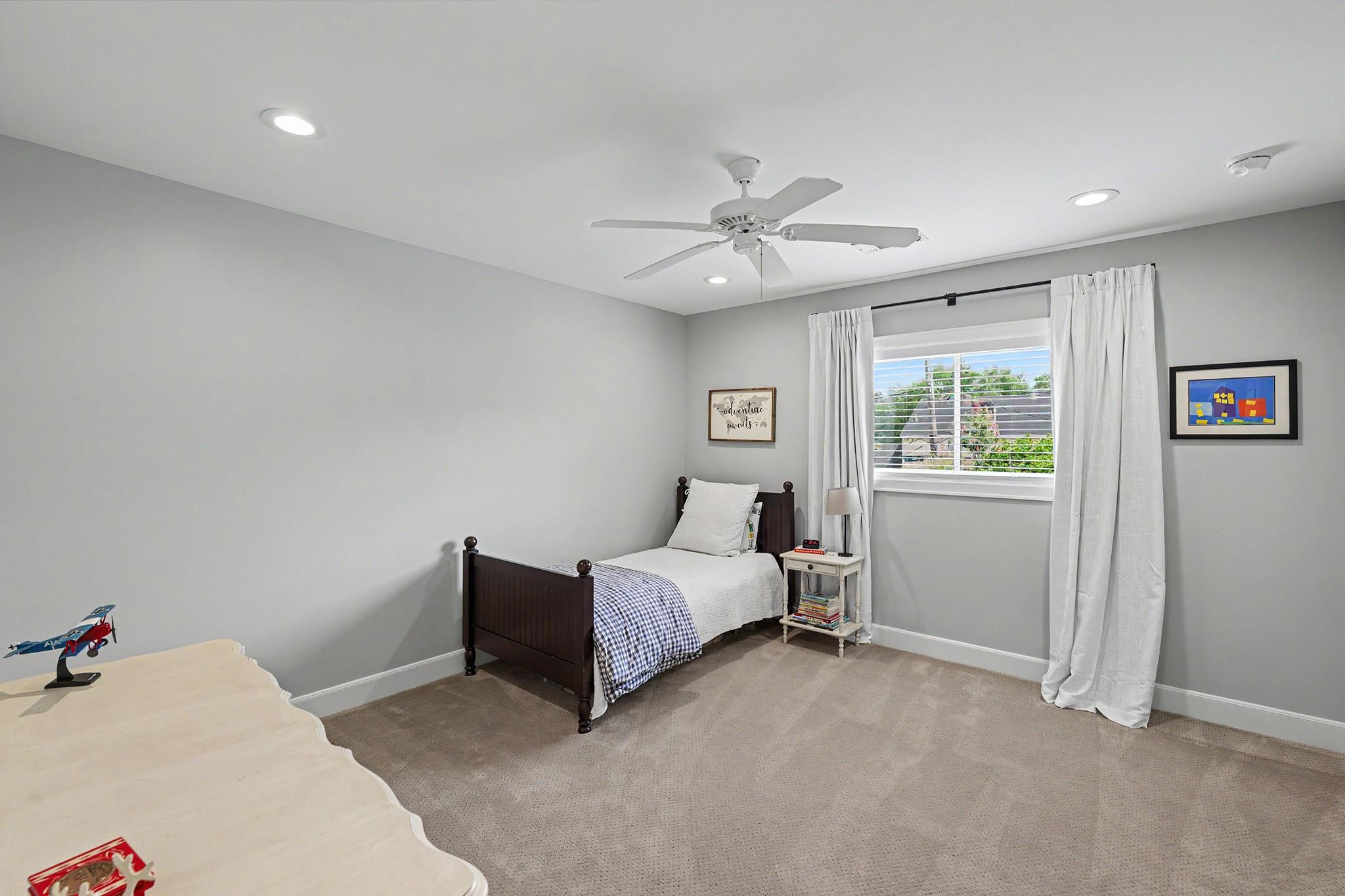13907 Woodthorpe Lane