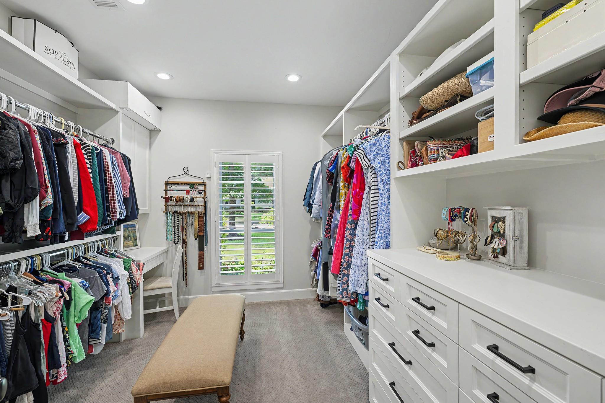 13907 Woodthorpe Lane