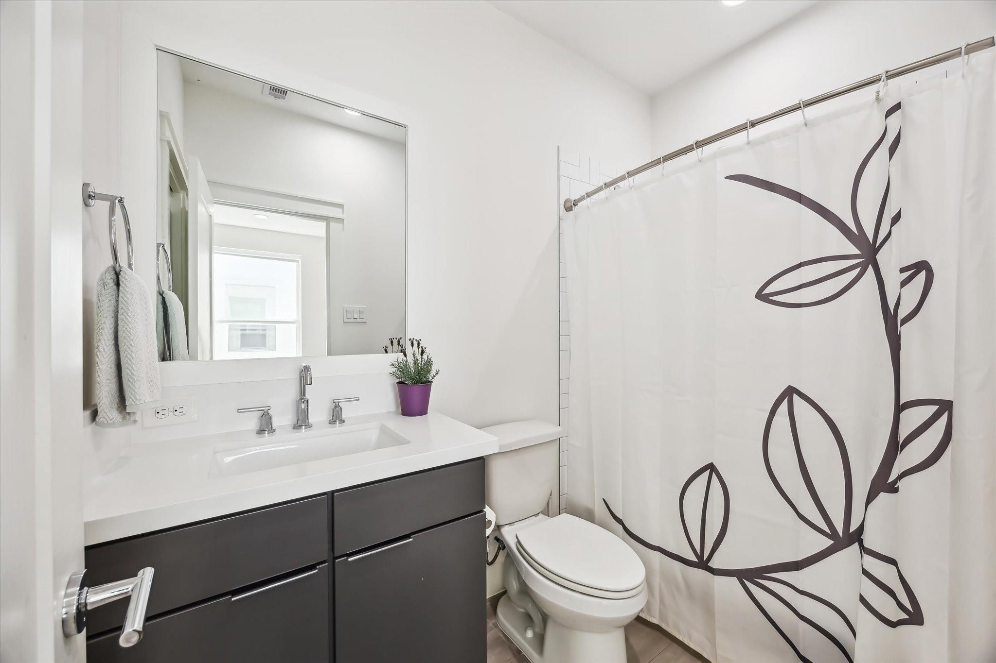 1131 W 17th Street # B