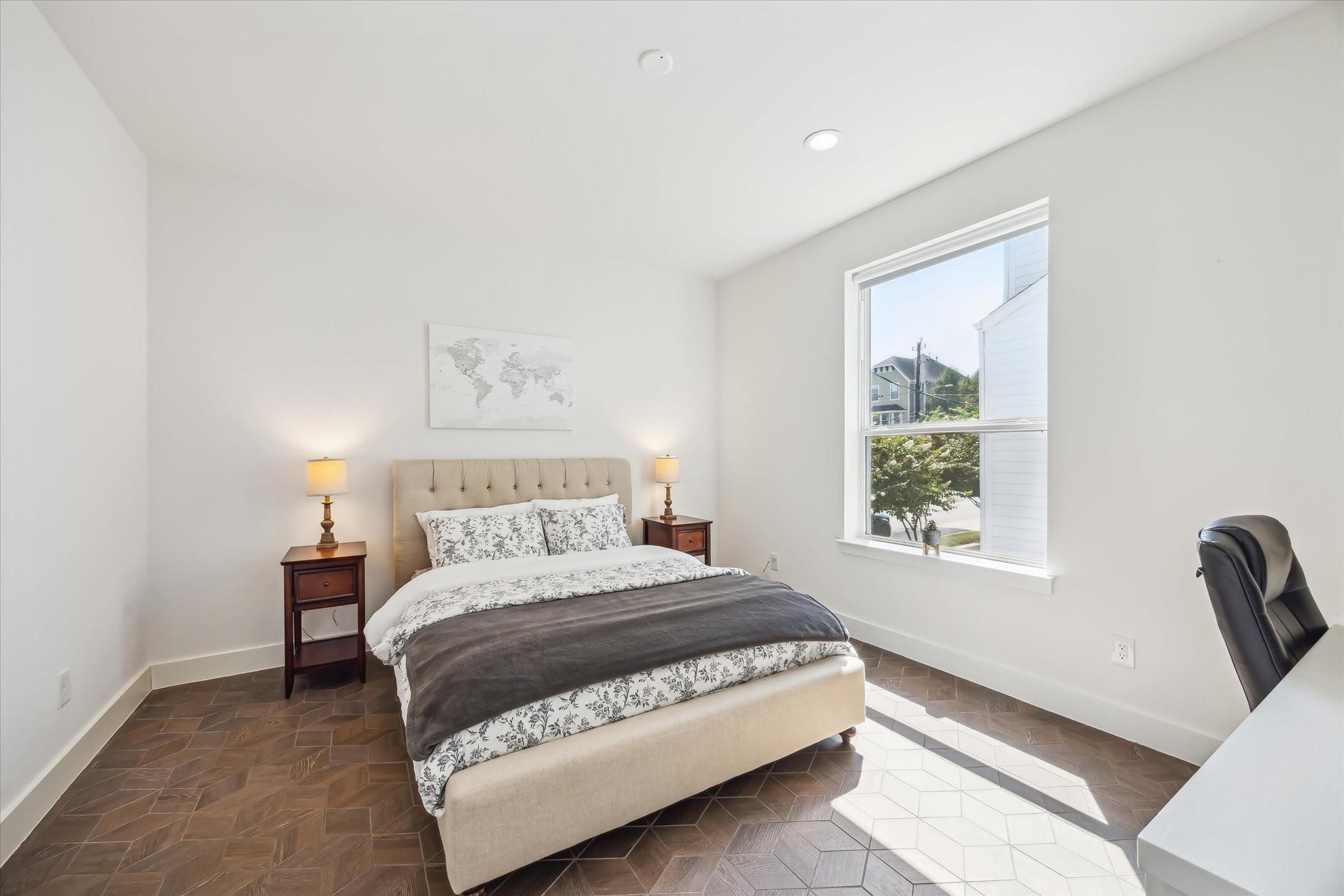 1131 W 17th Street # B