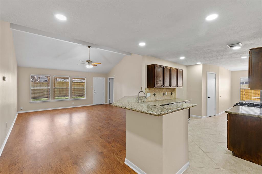 4818 Cloverfield Drive