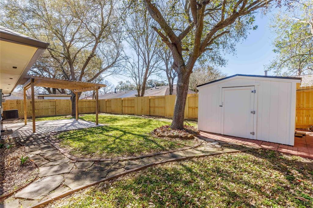 4818 Cloverfield Drive