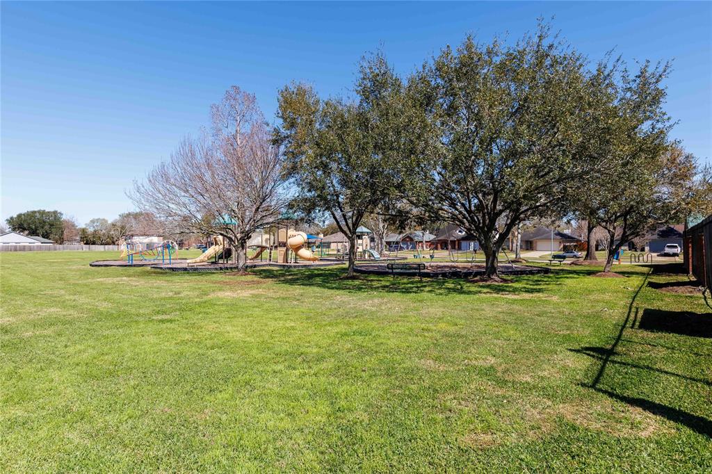 4818 Cloverfield Drive