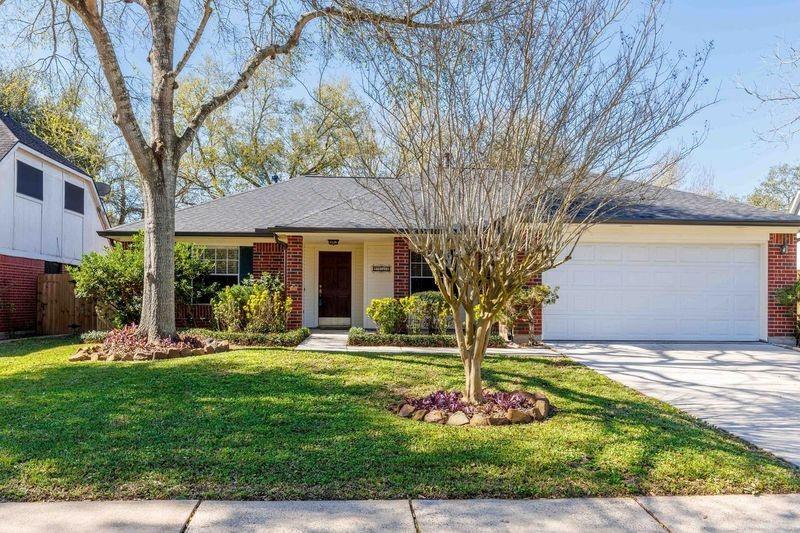 4818 Cloverfield Drive