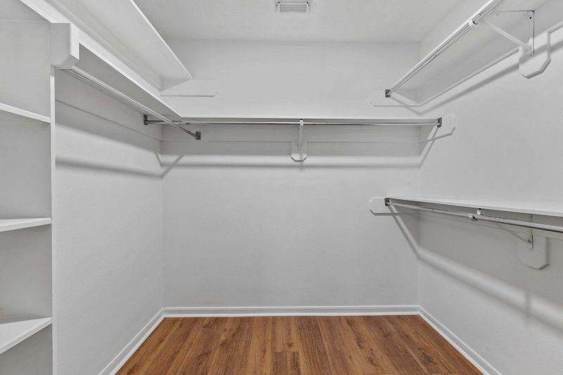 4818 Cloverfield Drive