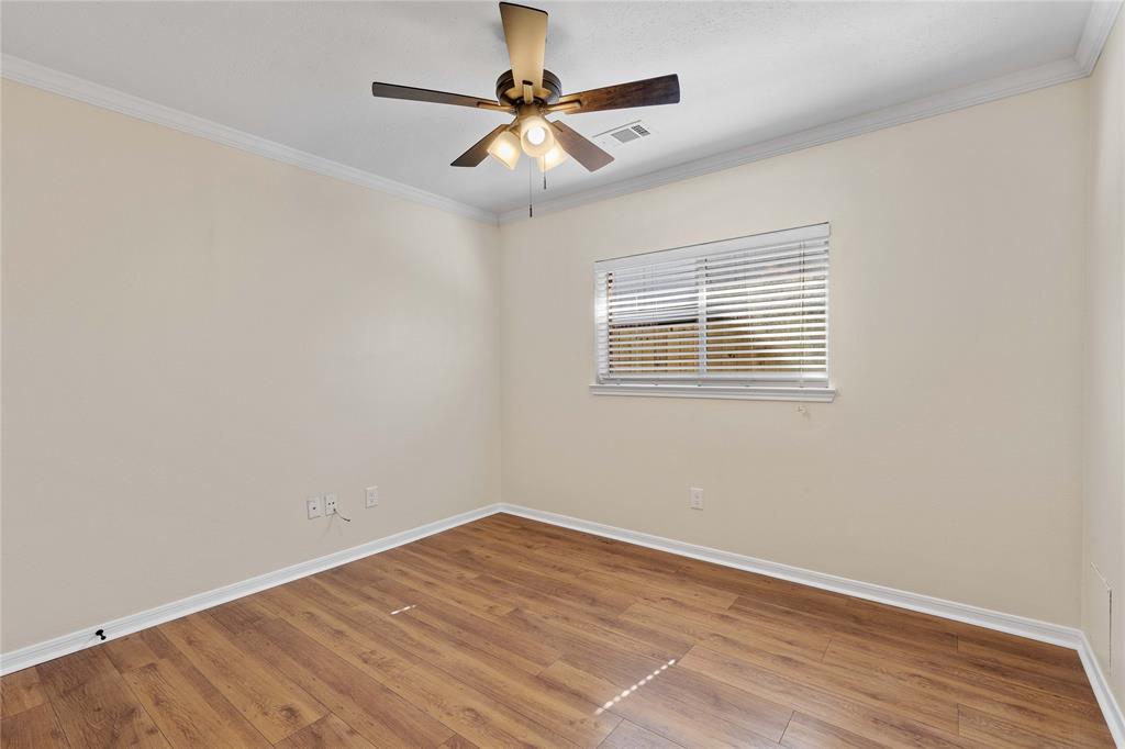 4818 Cloverfield Drive
