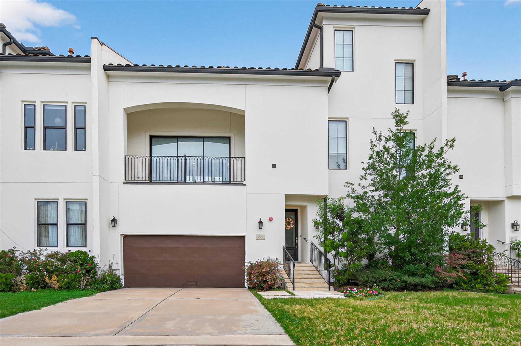 4530 Larch Lane