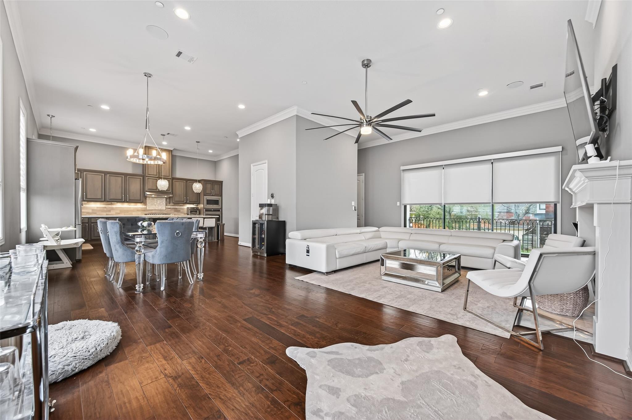 4530 Larch Lane