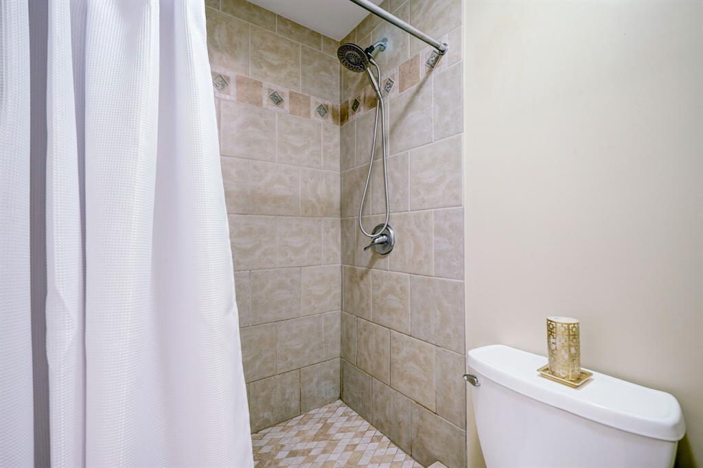 5220 Weslayan Street # C105