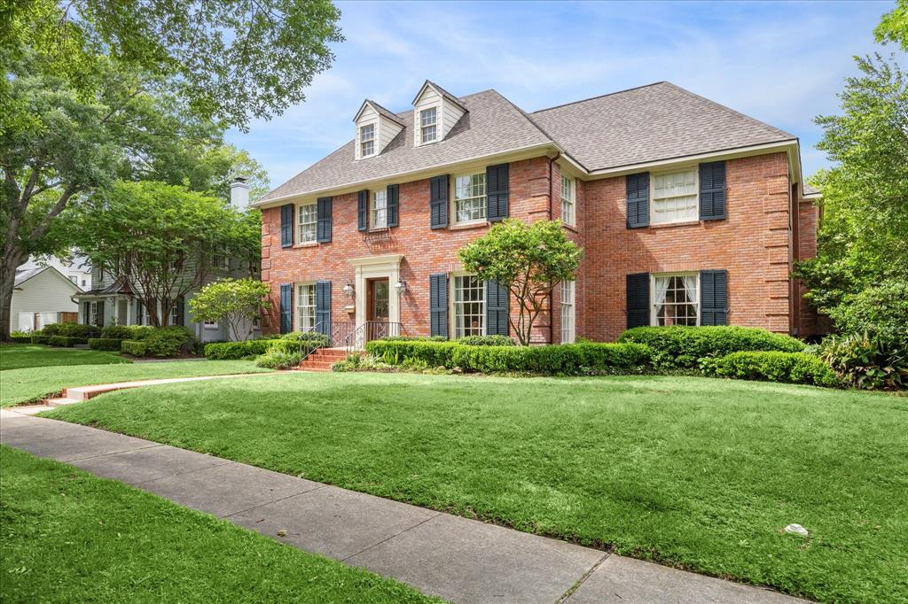 2722 Pemberton Drive