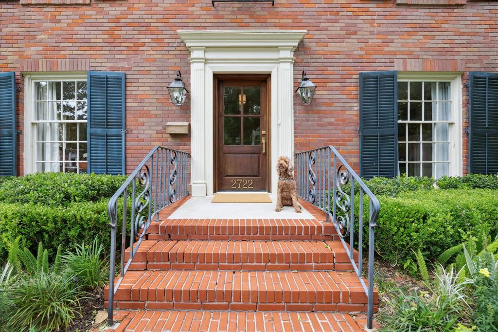 2722 Pemberton Drive