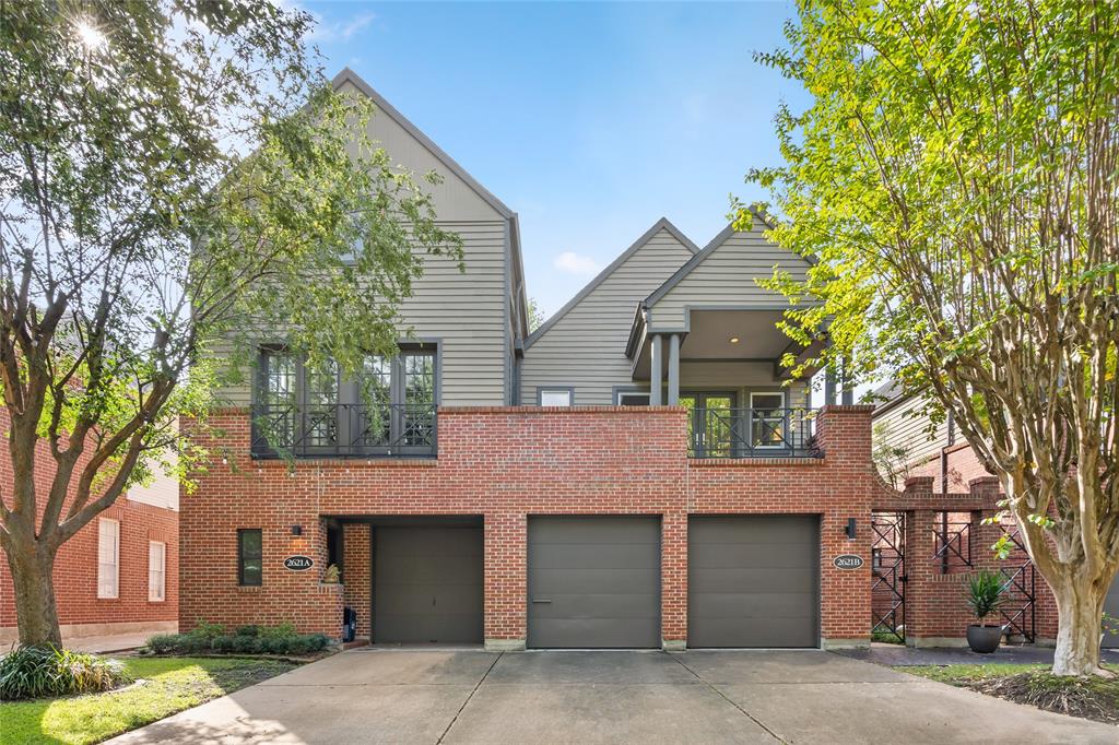 2621 Wroxton Road