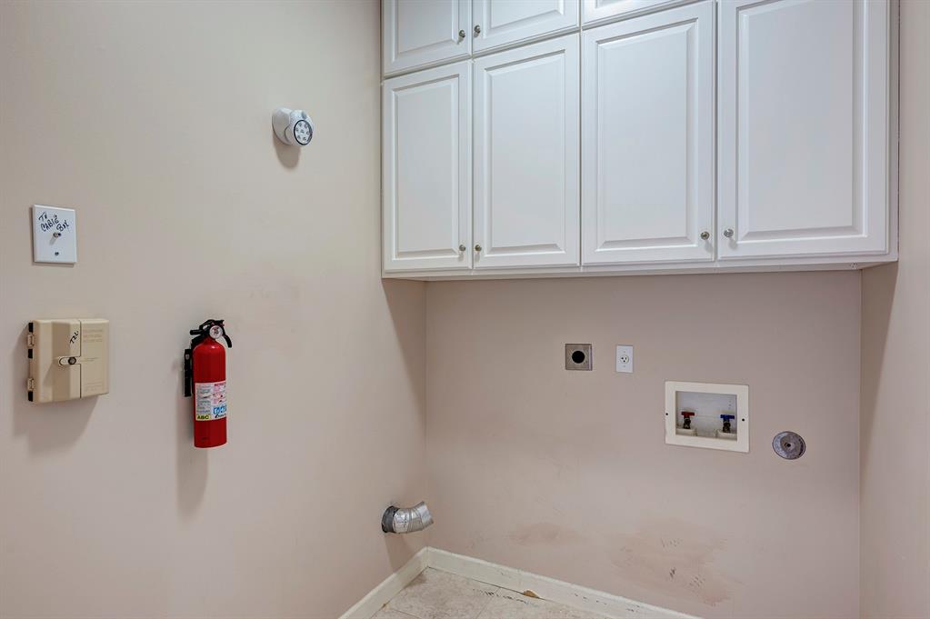 511 S Post Oak Lane # 4A