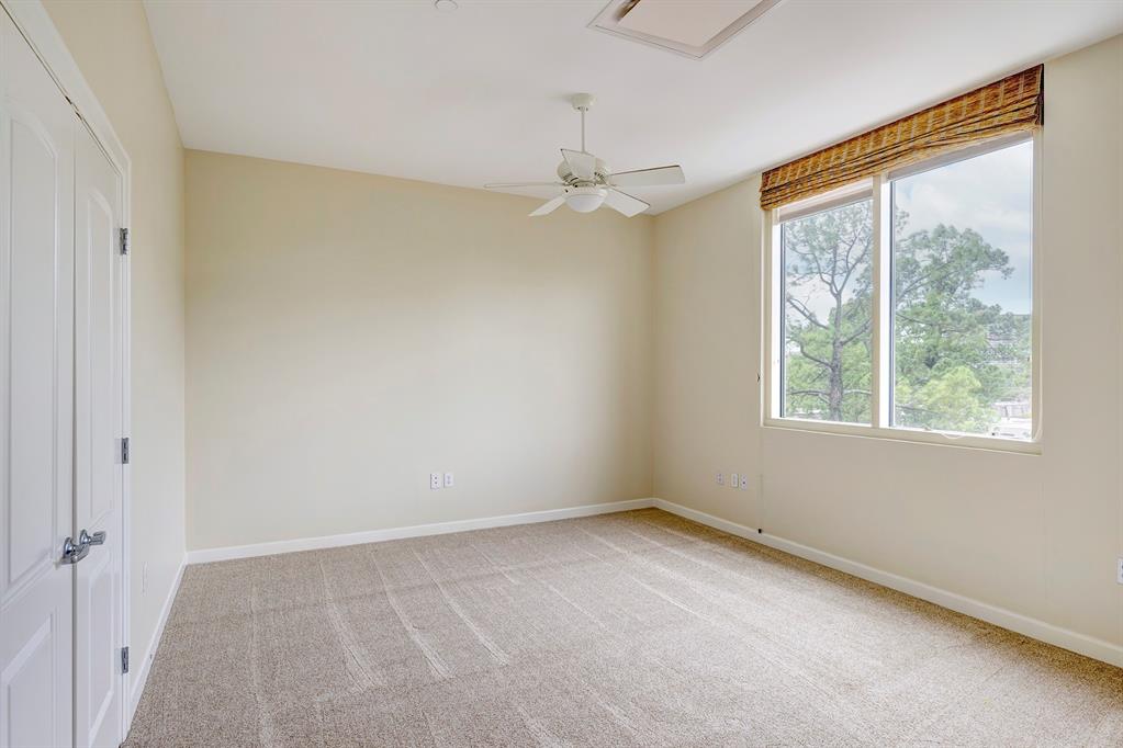 511 S Post Oak Lane # 4A