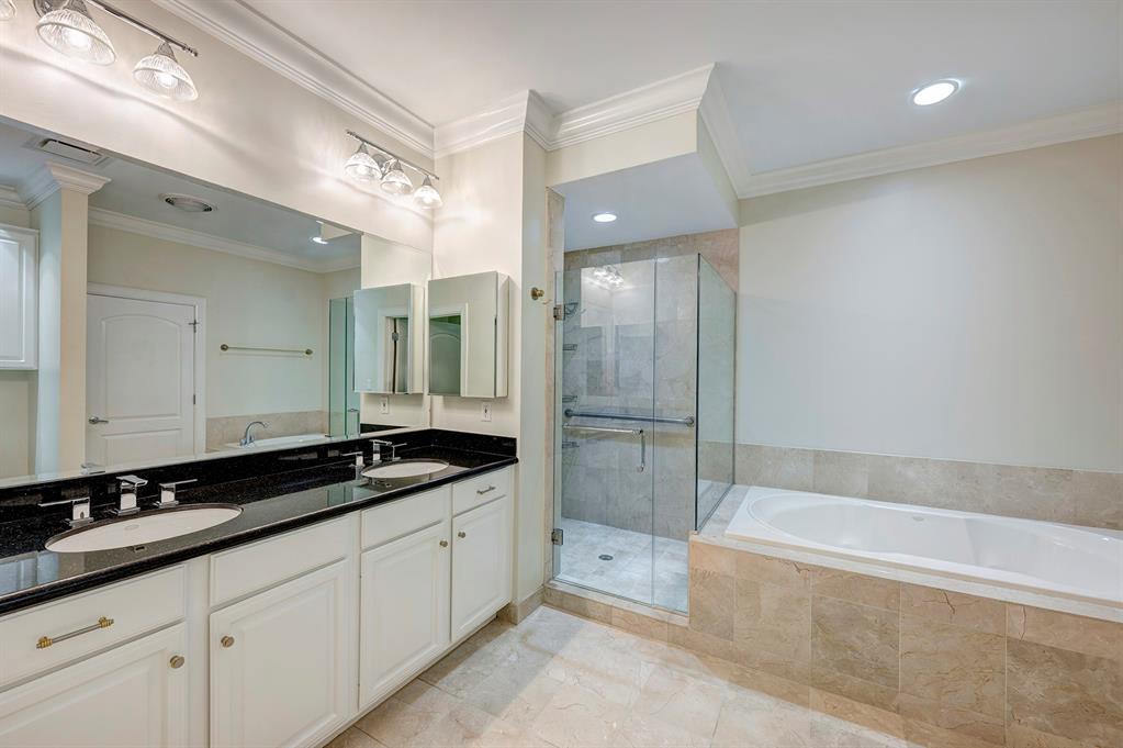 511 S Post Oak Lane # 4A