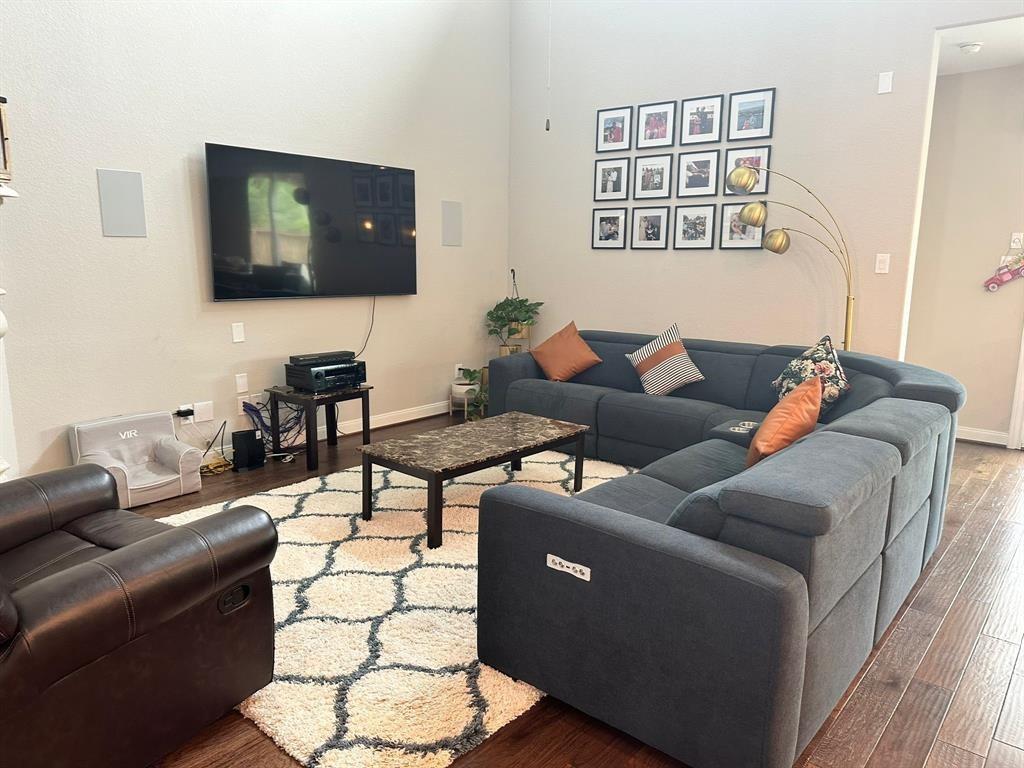 3034 Shadowbrook Chase Lane