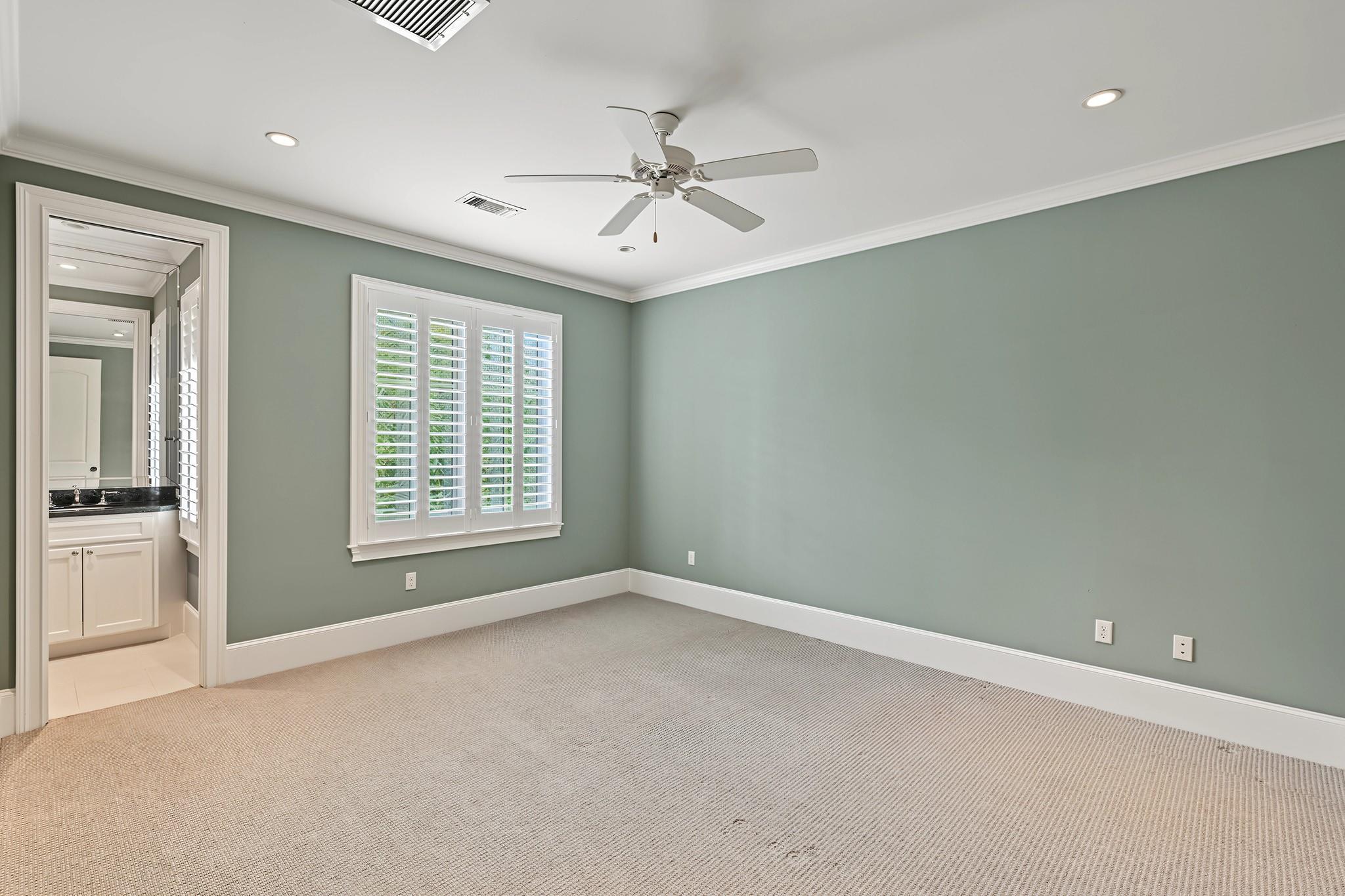 3223 Albans Road