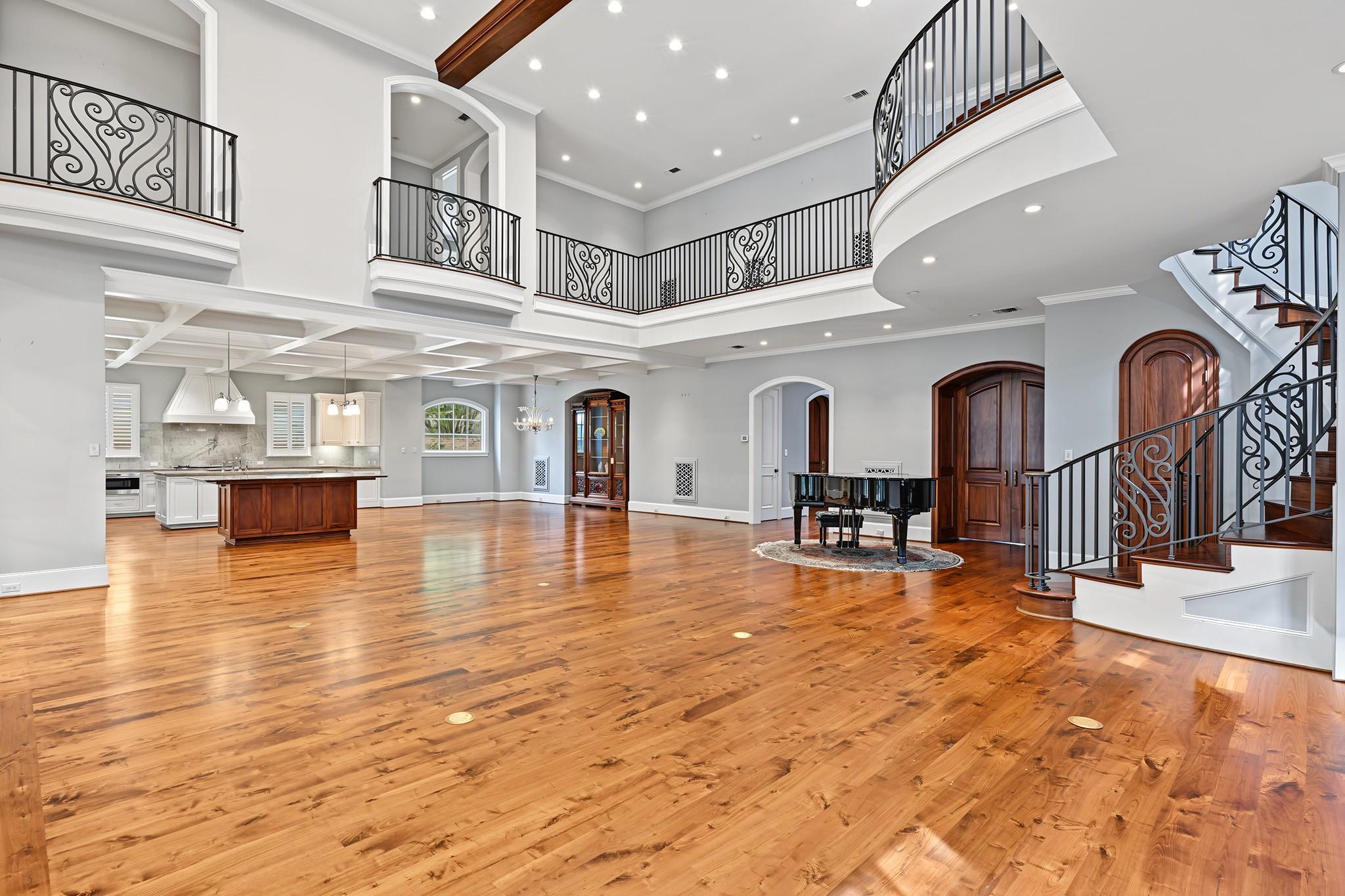 3223 Albans Road