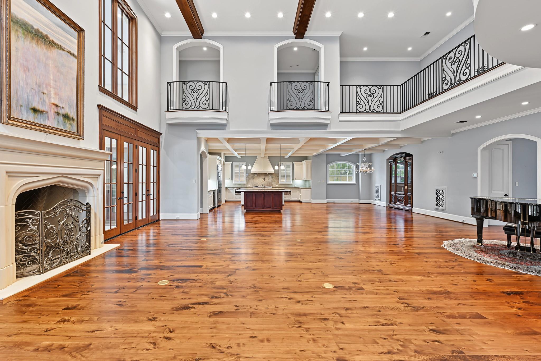 3223 Albans Road