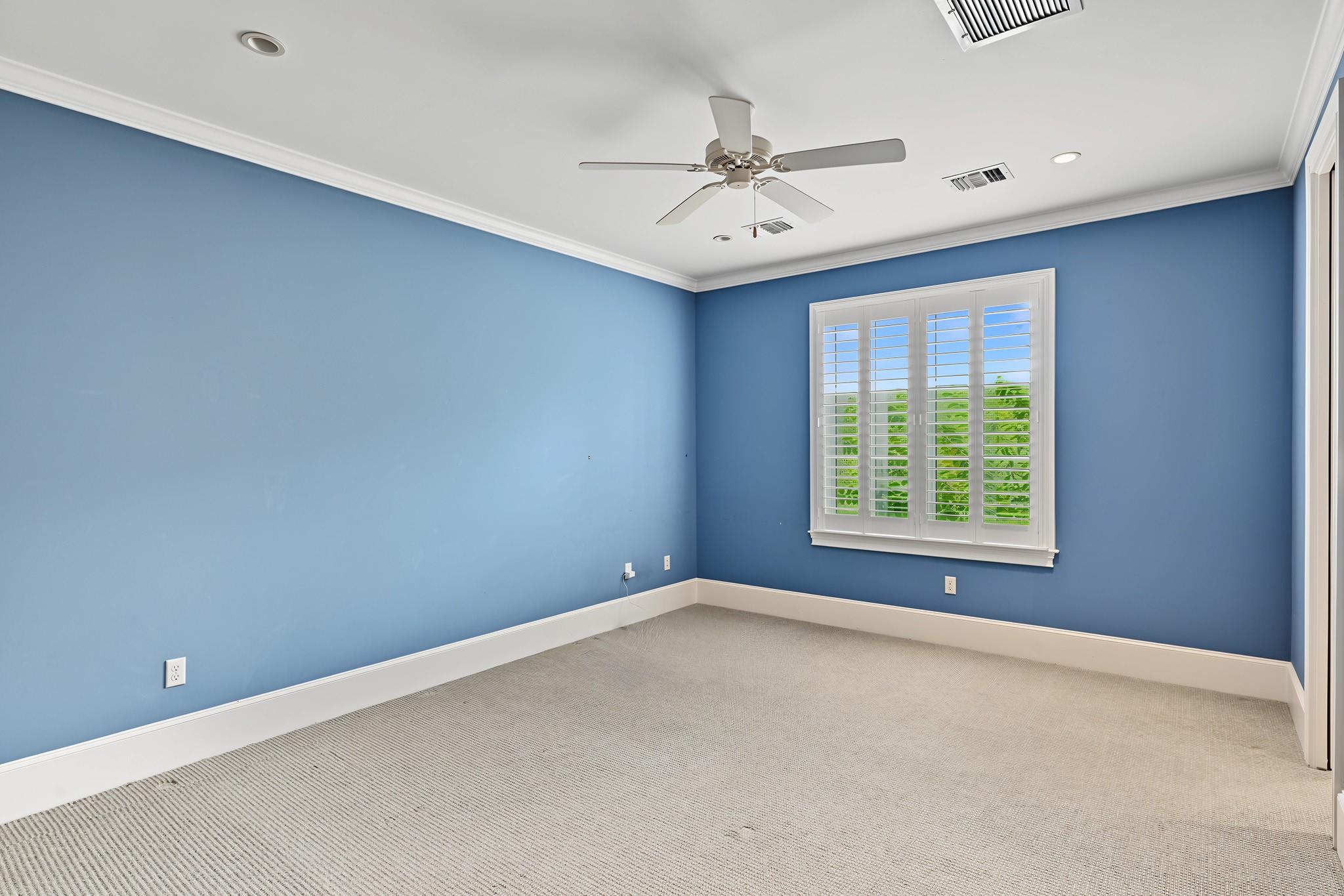 3223 Albans Road