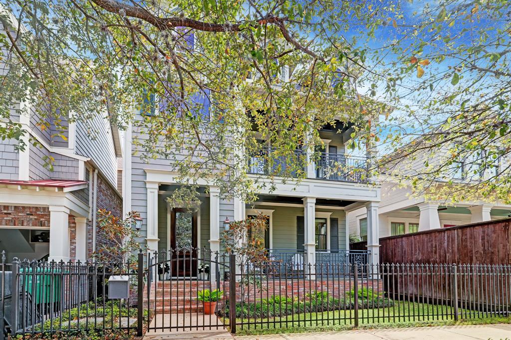 1018 Rutland Street