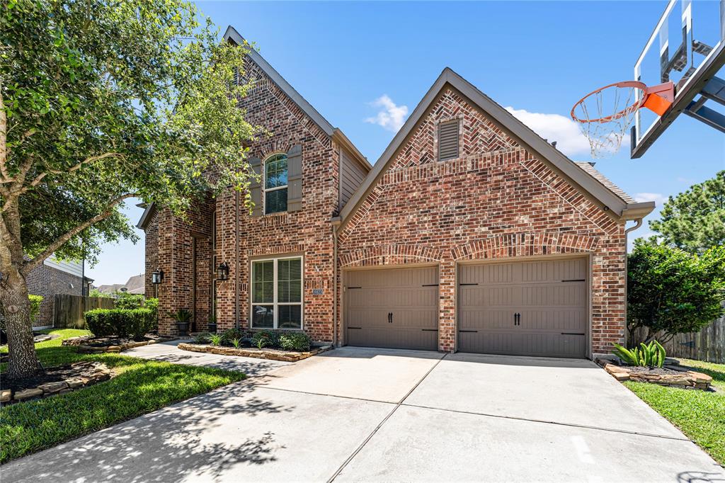 19823 Taylor Cove Court